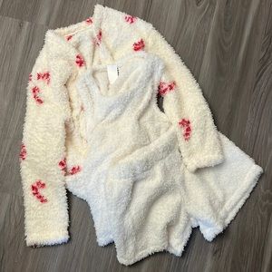Cozy pajama set - NWT Christmas PJs